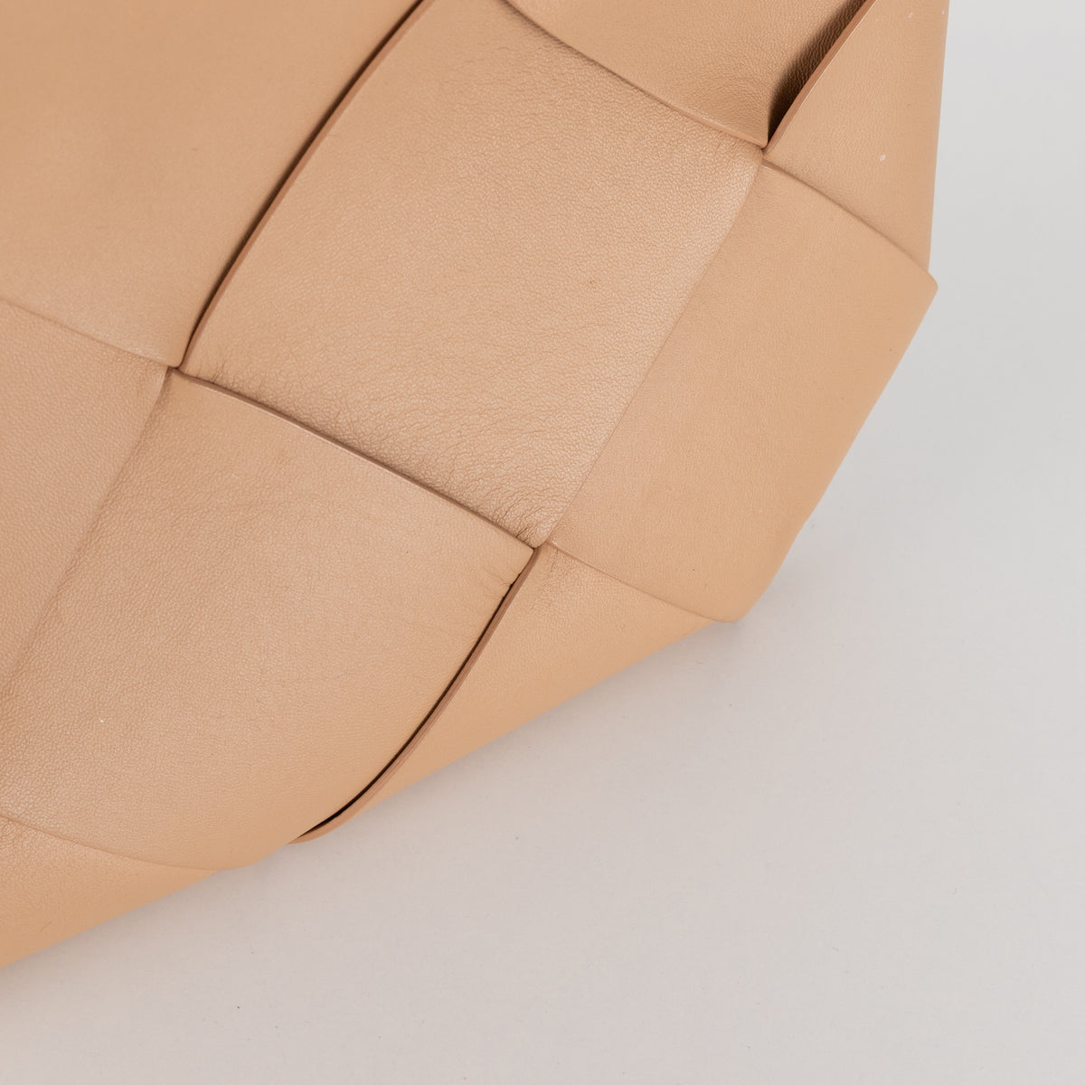 Bottega Veneta Tan Intrecciato Leather Zip Pouch