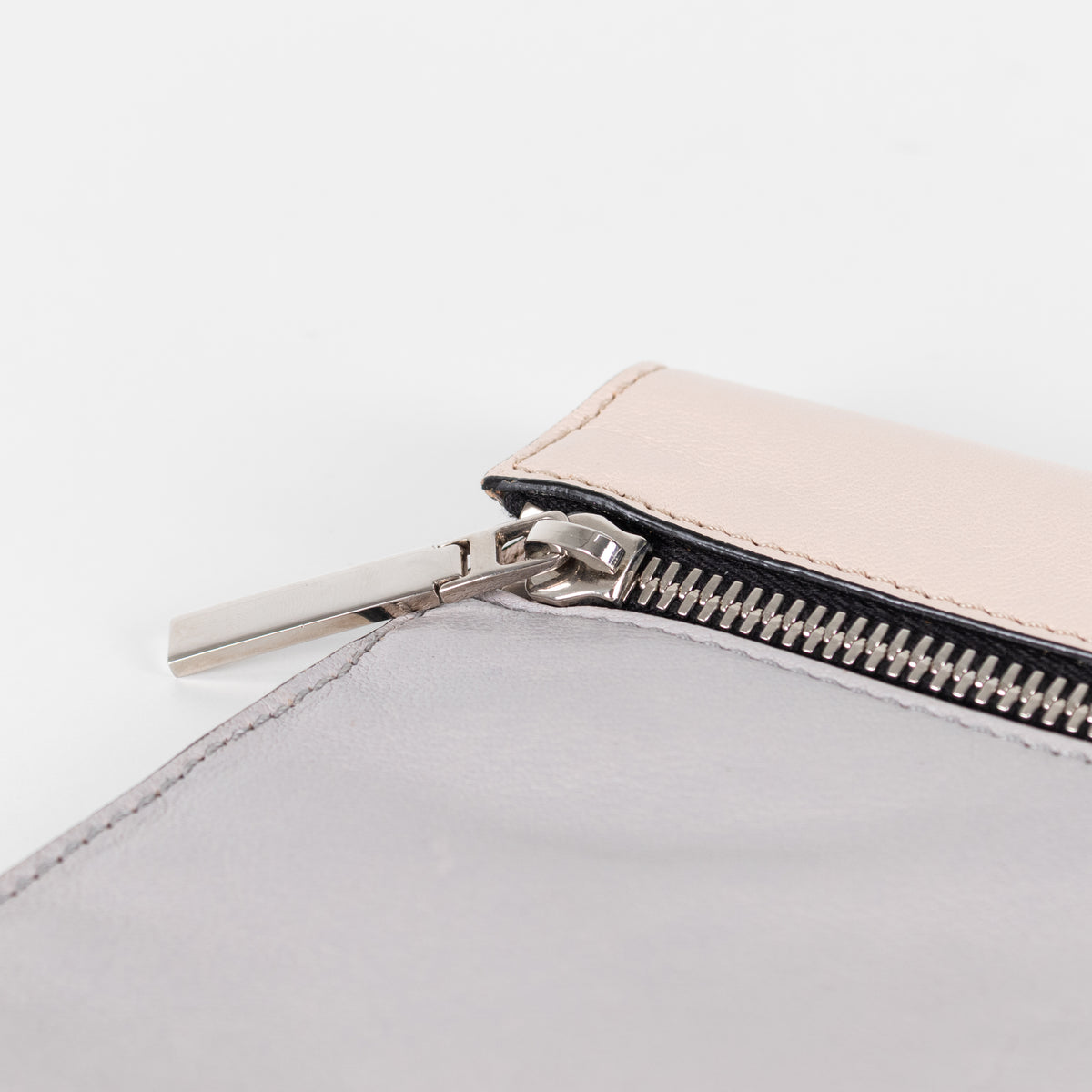 Victoria Beckham Pale Grey And Pink Leather Clutch Bag