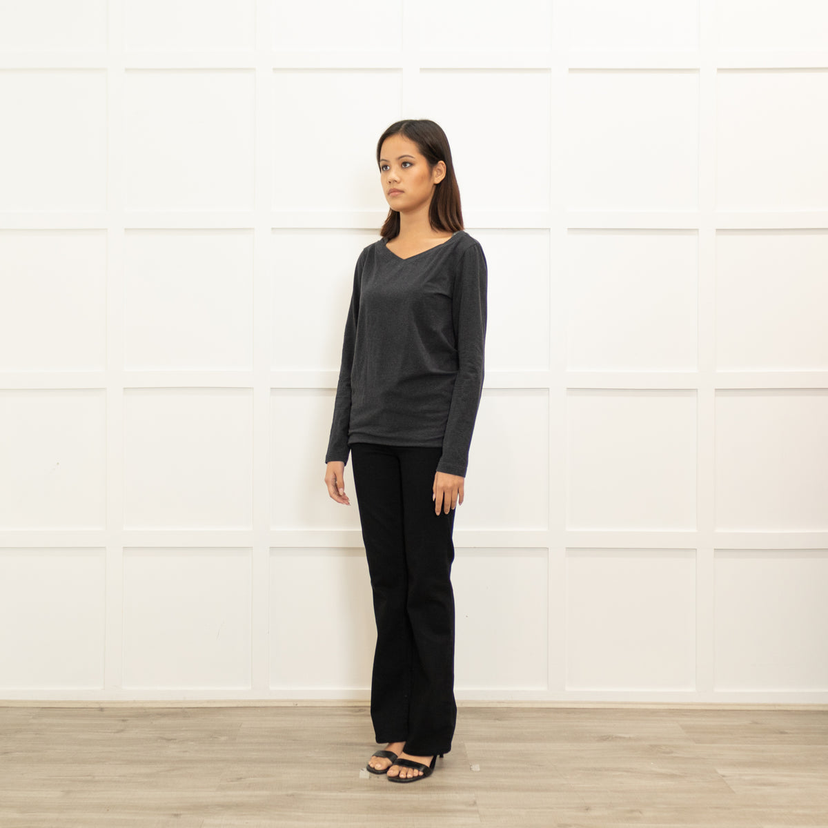 Brunello Cucinelli Grey Long Sleeve Cotton Top Sequin Detailing On Neckline
