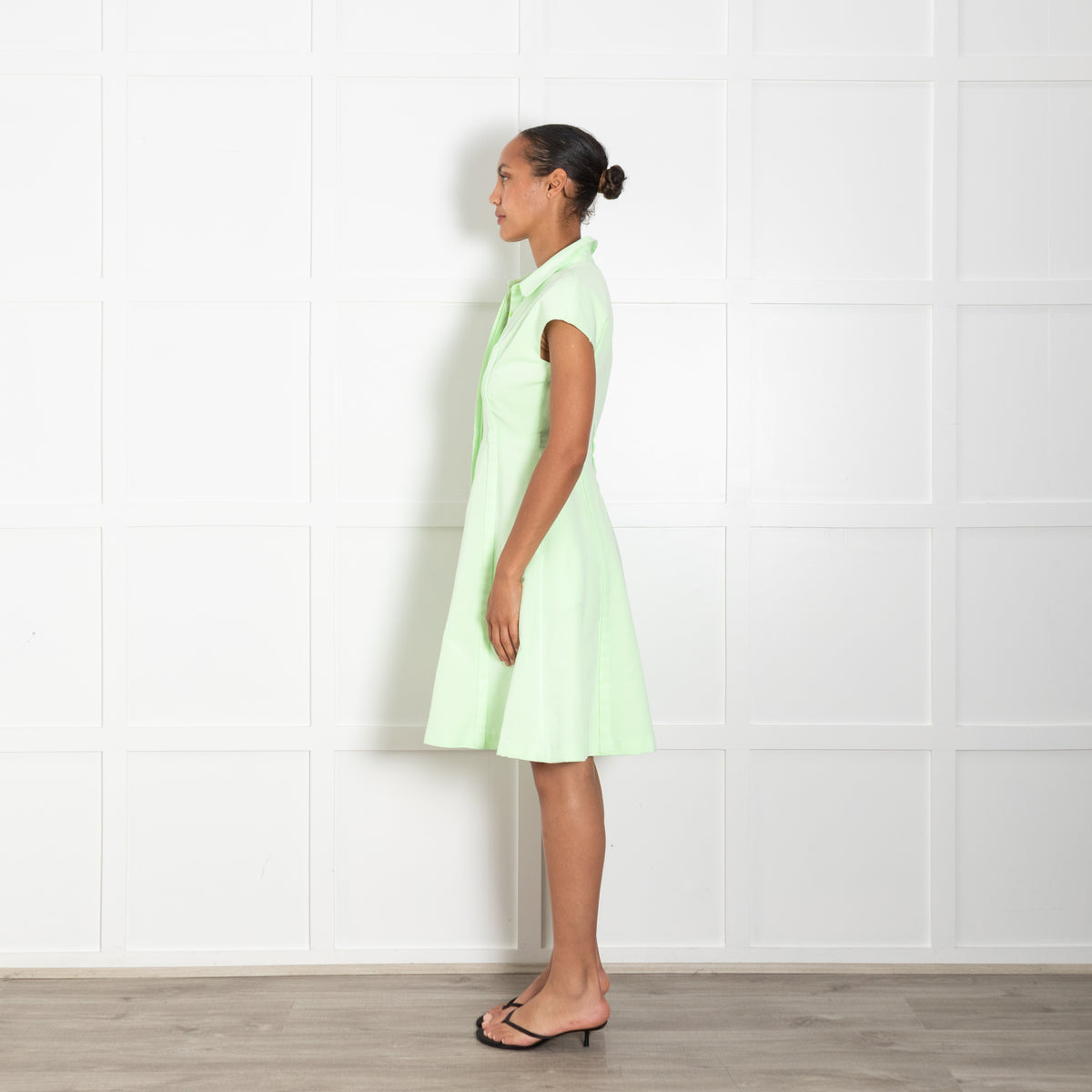 Tara Jarmon Mint Green Sleeveless Fitted Dress