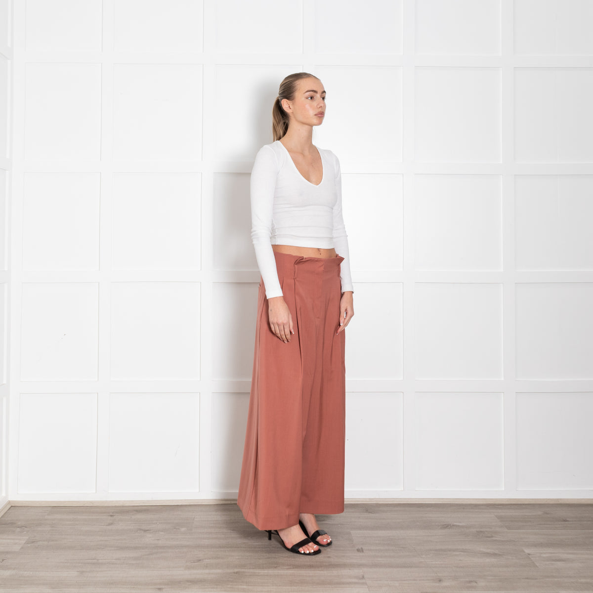 Weekend Max Mara Salmon Fine Wool Wide Trousers