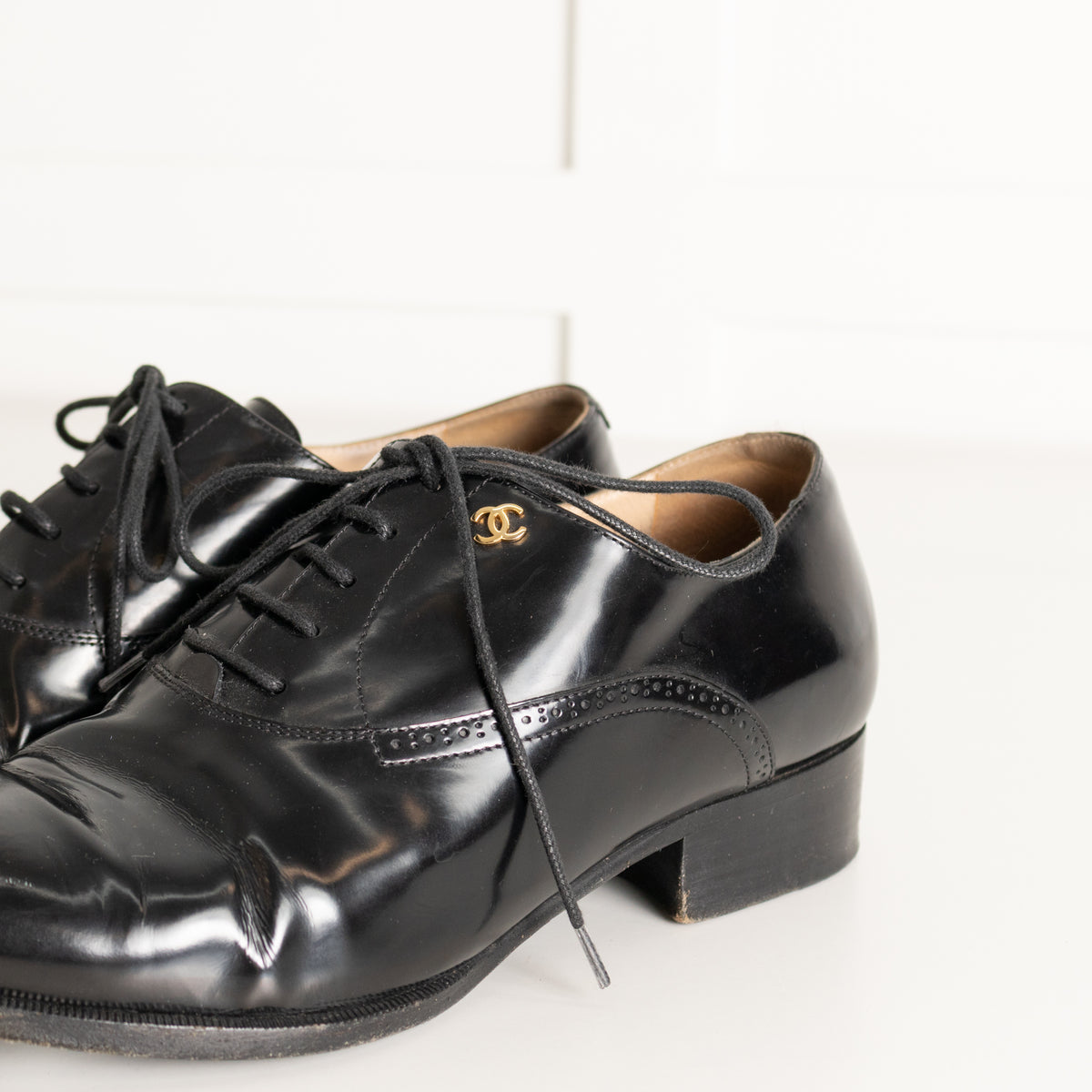 Chanel Black Glossy Leather Lace Up Pointy Shoes