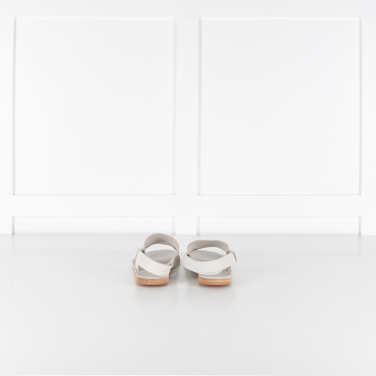 Ancient Greek White Textured Leather Sandals With Buckle