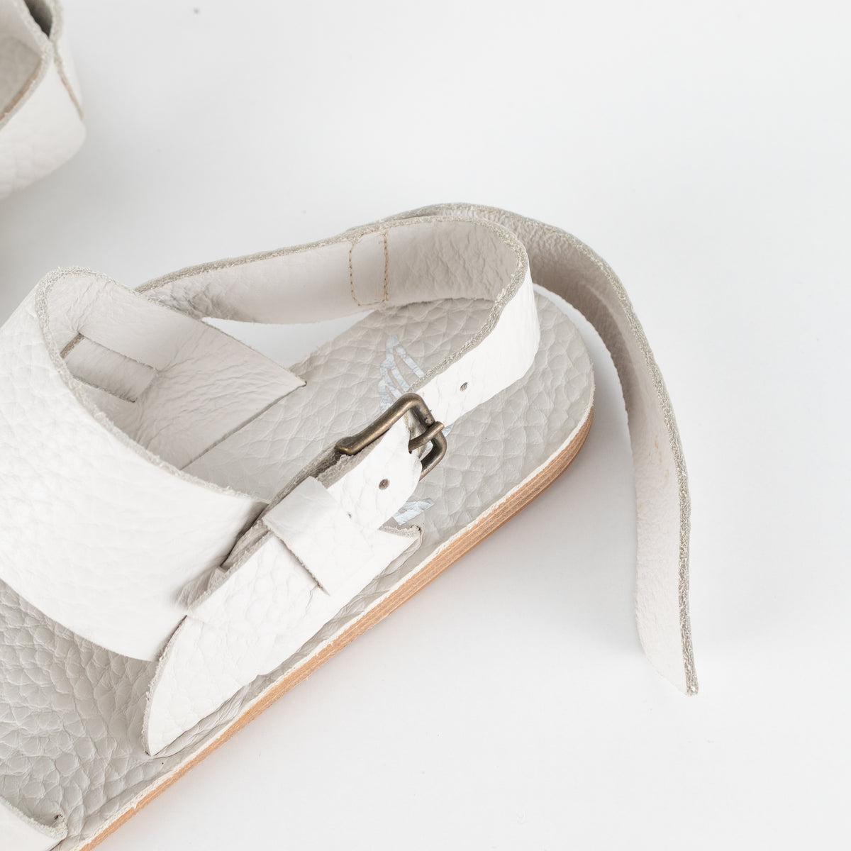Ancient Greek White Textured Leather Sandals With Buckle
