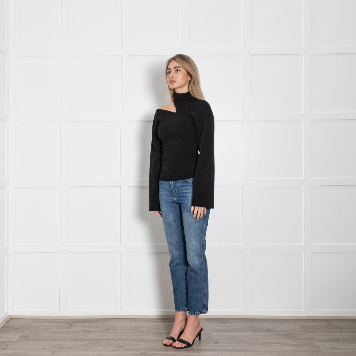 A.L.C. Black Cut Neck' L/Sleeve Jumper