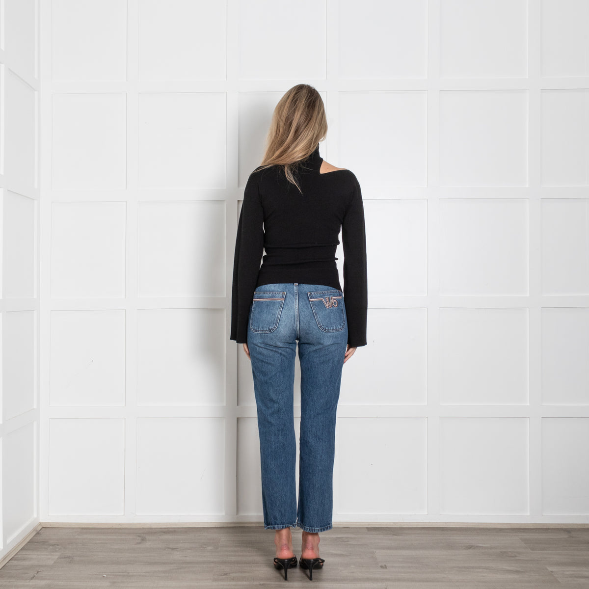 A.L.C. Black Cut Neck' L/Sleeve Jumper