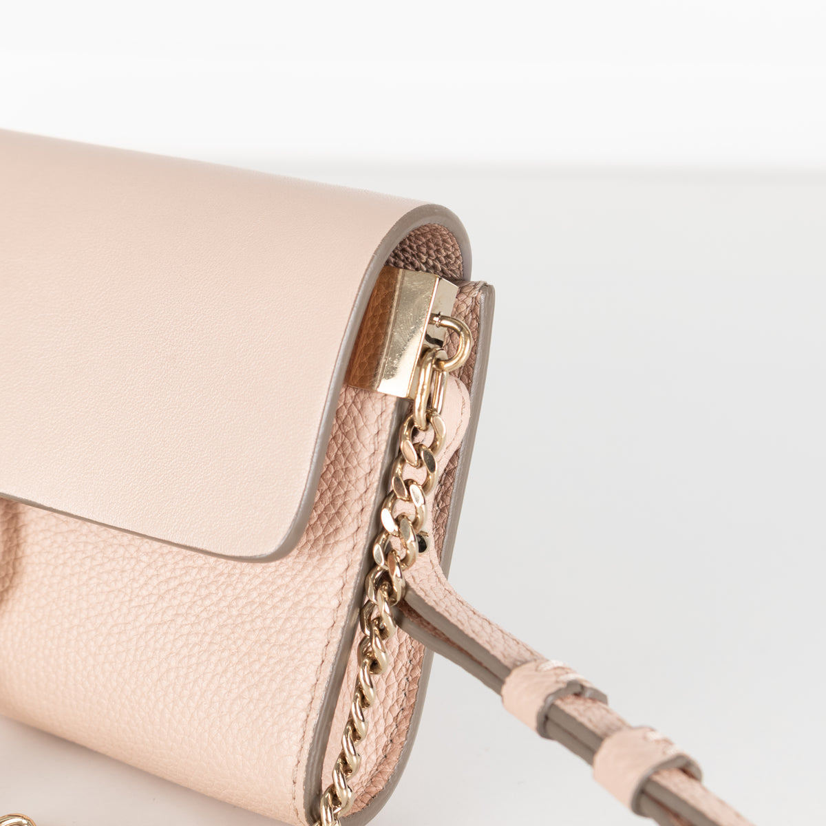 Chloé Faye Wallet on Chain