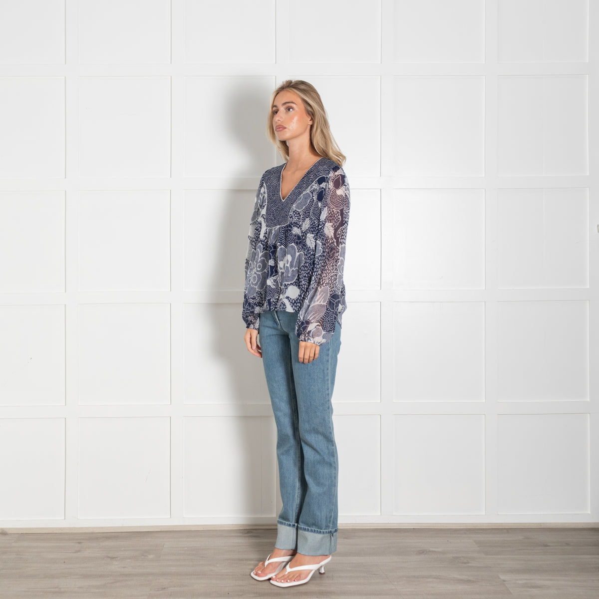 Diane Von Furstenberg Navy White Floral Silk Blouse