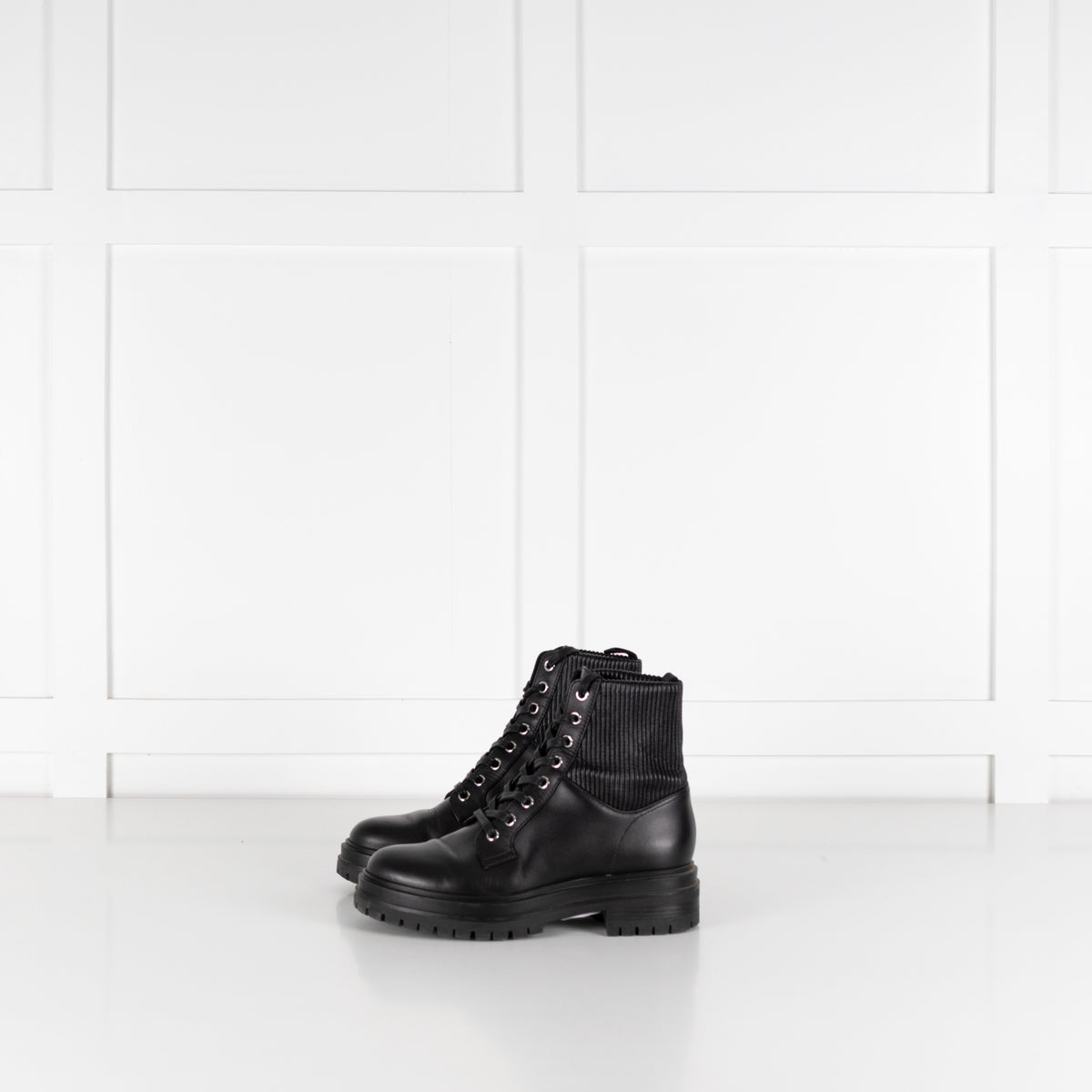 Gianvito Rossi Black Leather Lace Up Ankle Boots