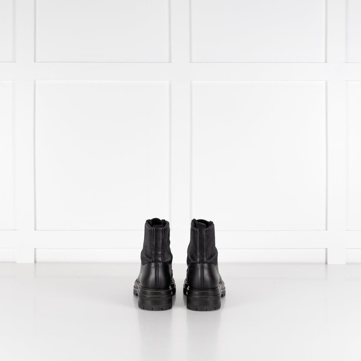 Gianvito Rossi Black Leather Lace Up Ankle Boots