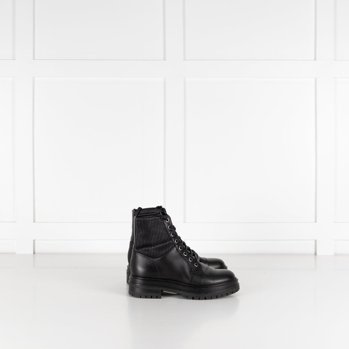 Gianvito Rossi Black Leather Lace Up Ankle Boots