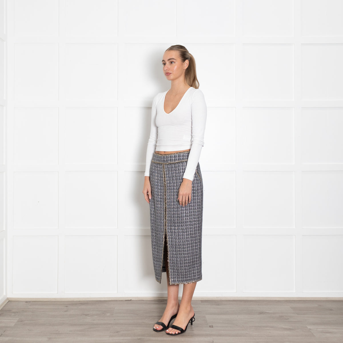 Uterque Grey Tweed Skirt With Gold Thread Detail