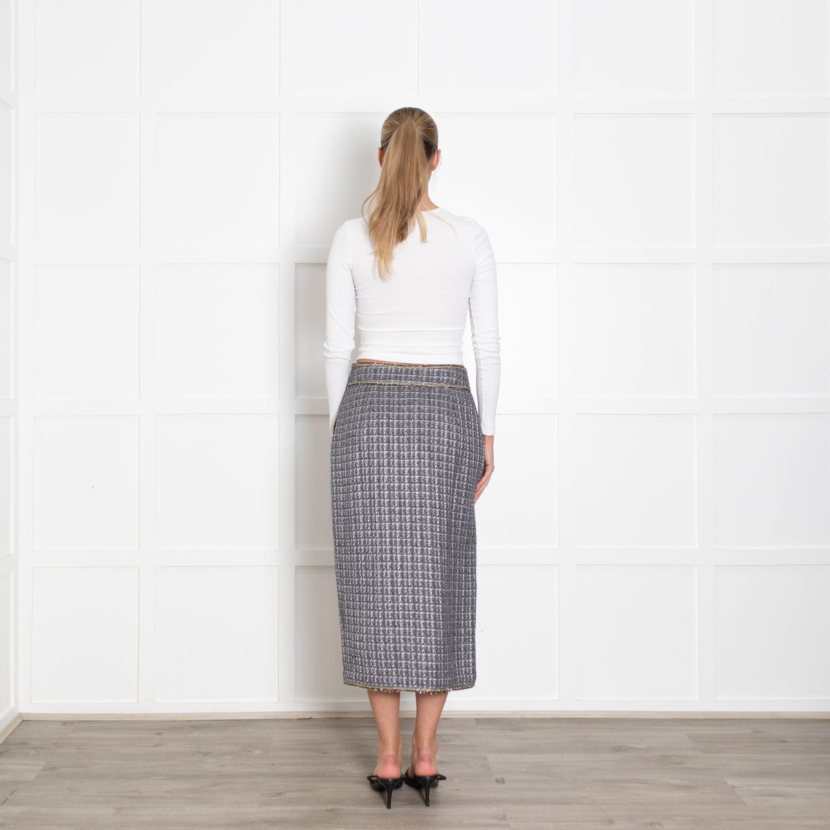Uterque Grey Tweed Skirt With Gold Thread Detail