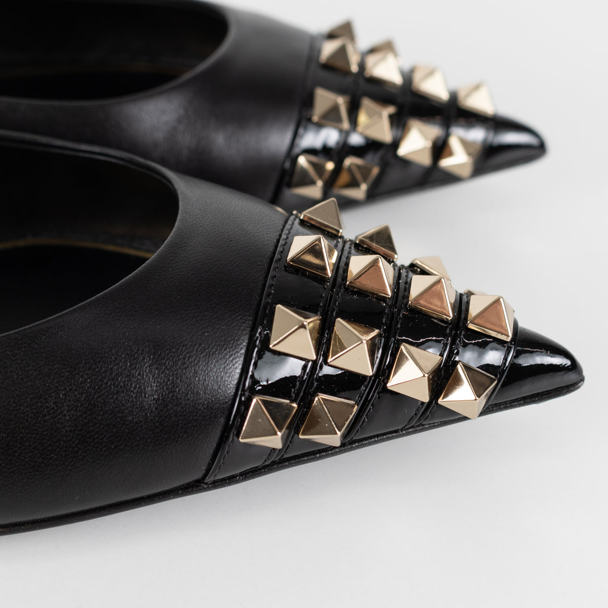 Valentino Garavani Black Rockstud Alcove Flat Pumps