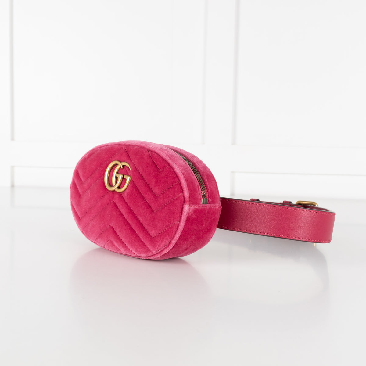 Gucci Marmont Matelasse Fuschia Pink Velvet Belt Bag
