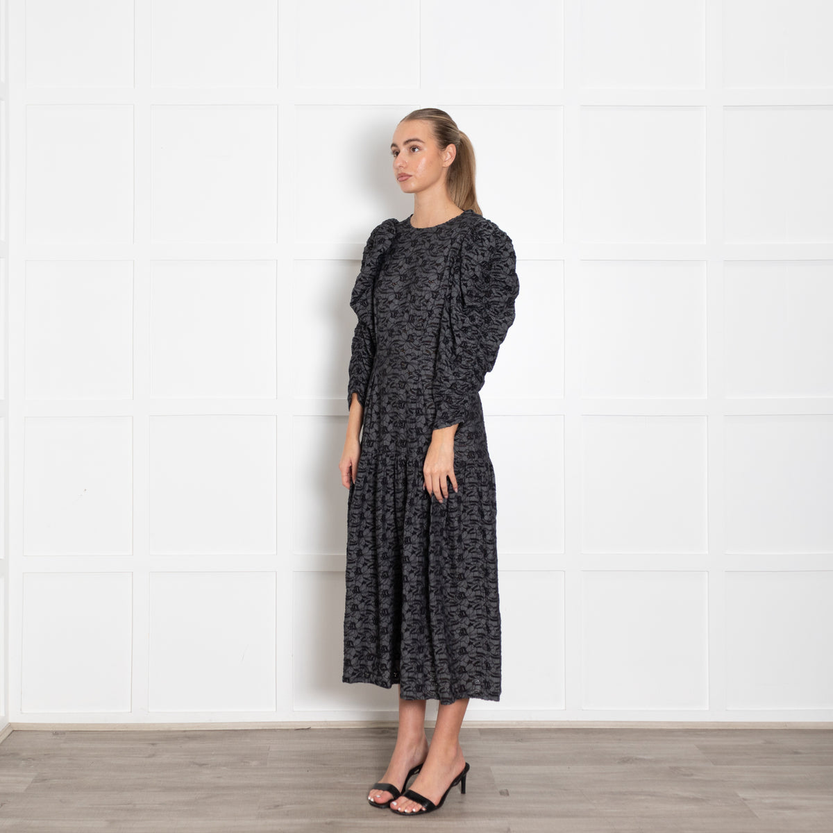 Stella Nova Blue And Black Broderie Anglais Puff Sleeve Dress