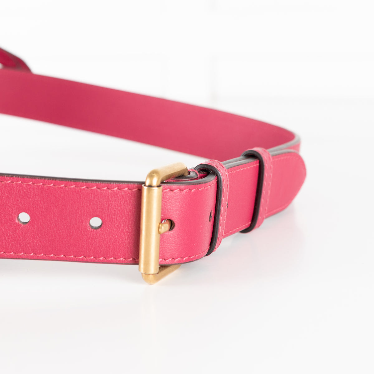 Gucci Marmont Matelasse Fuschia Pink Velvet Belt Bag