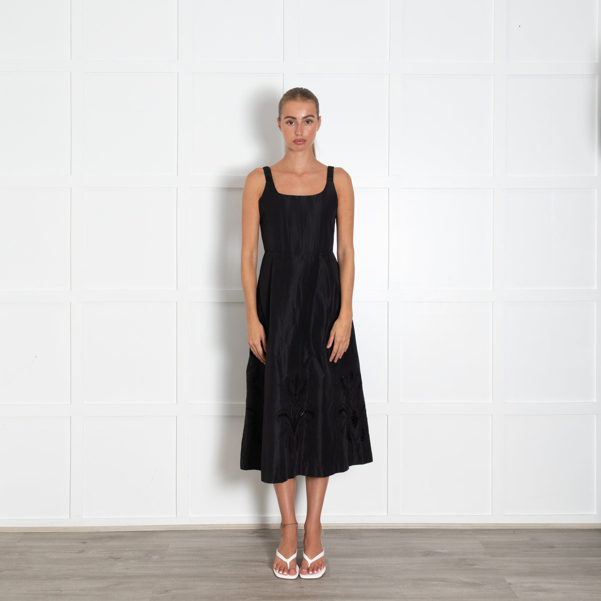 Lug Von Siga Black Corset-Style Flared Sleeveless Dress