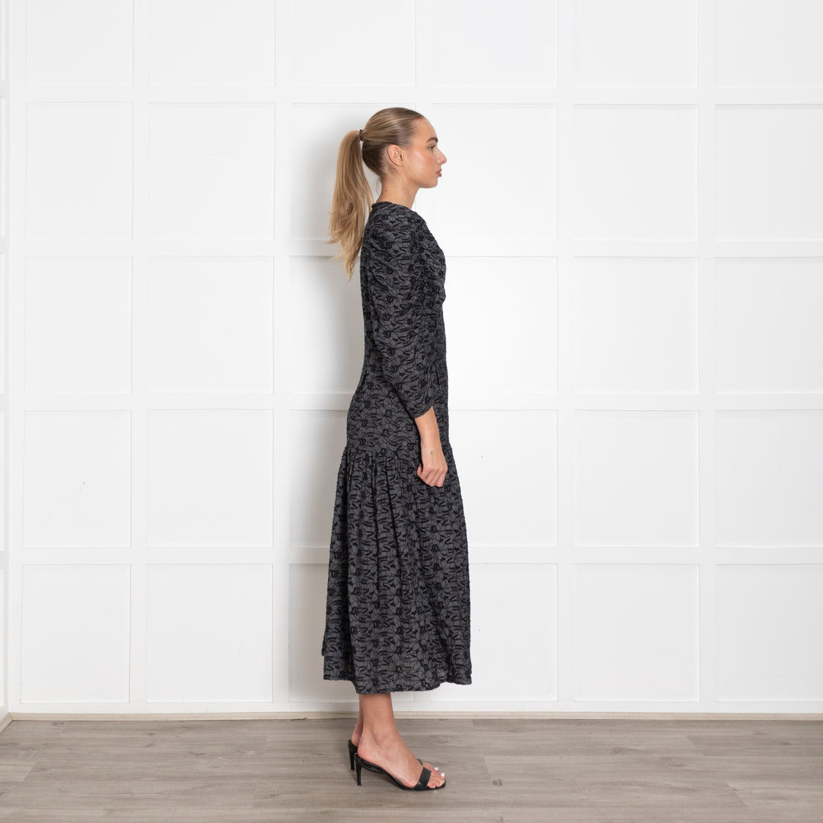 Stella Nova Blue And Black Broderie Anglais Puff Sleeve Dress