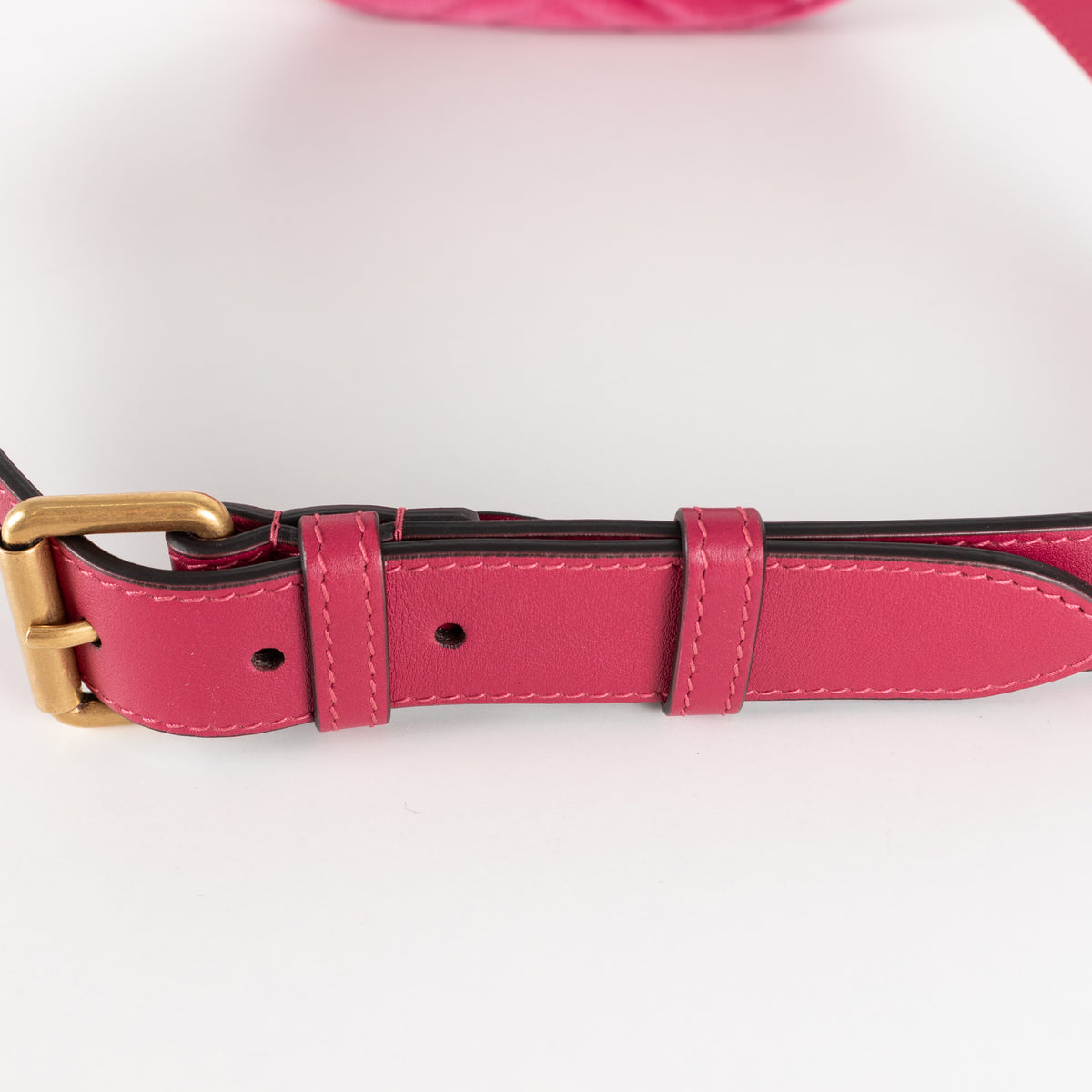 Gucci Marmont Matelasse Fuschia Pink Velvet Belt Bag