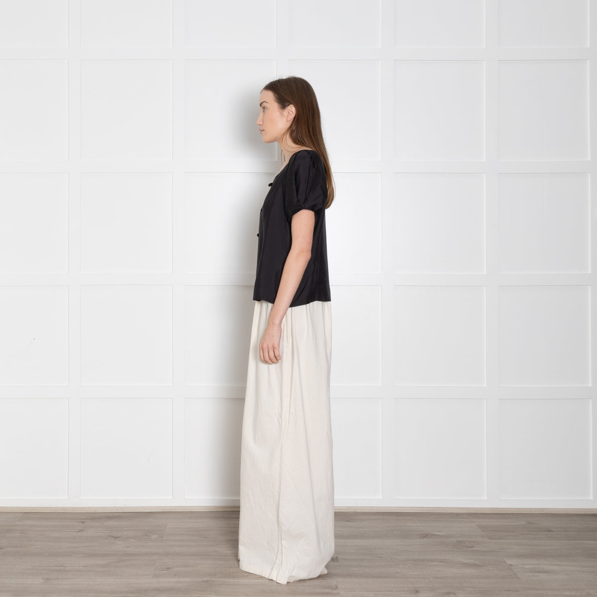 Chloe Black Cap Sleeve Blouse