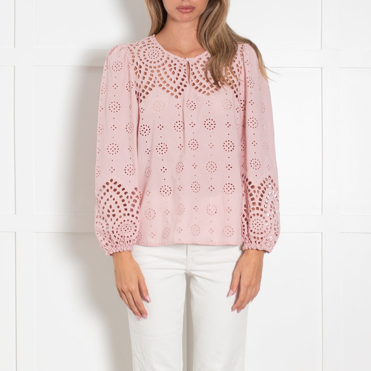 Wyse Pink Broidery Cotton Top