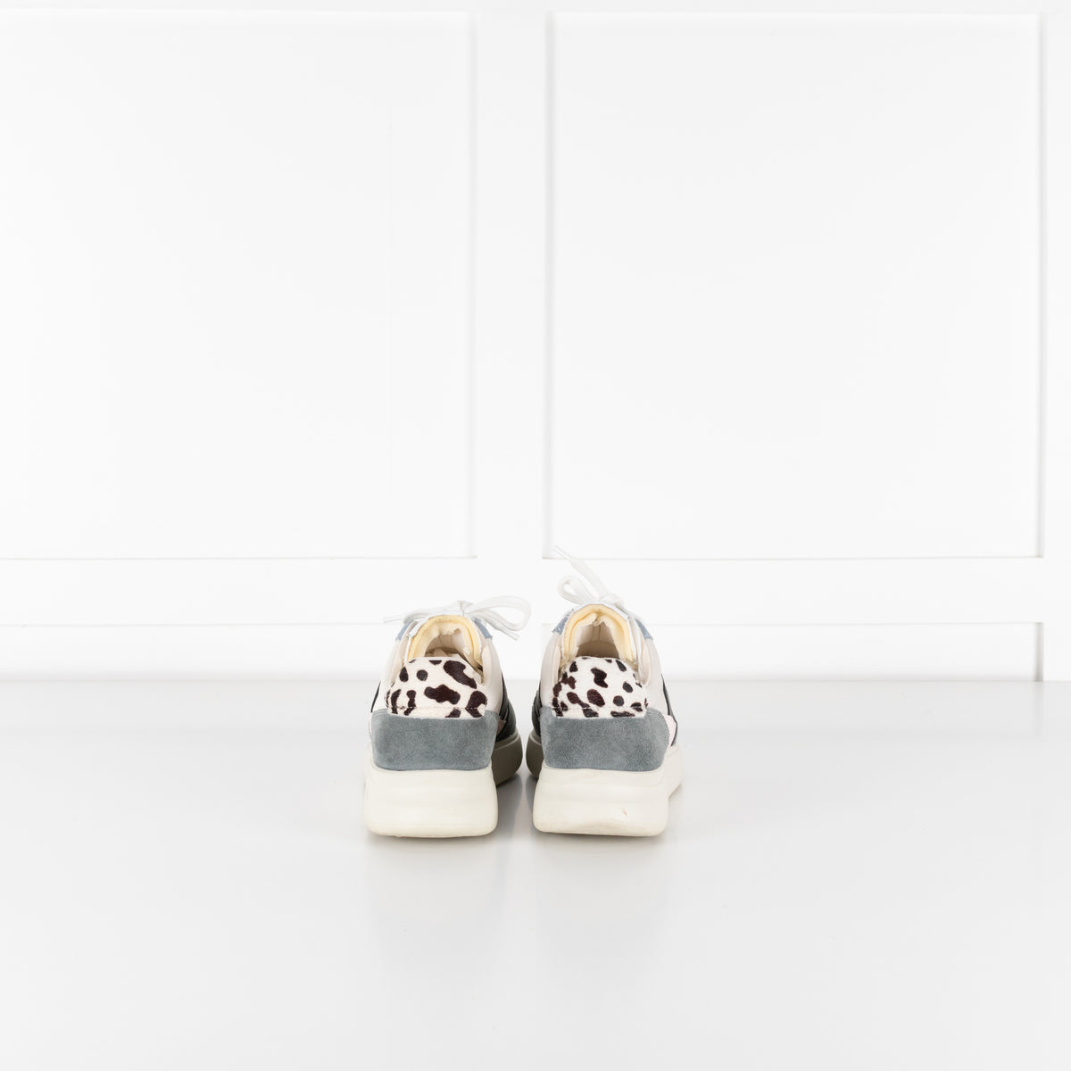 Axel Arigato Cream Genesis Vintage Runner Trainers With Blue Suede And Lepoard Print Heel