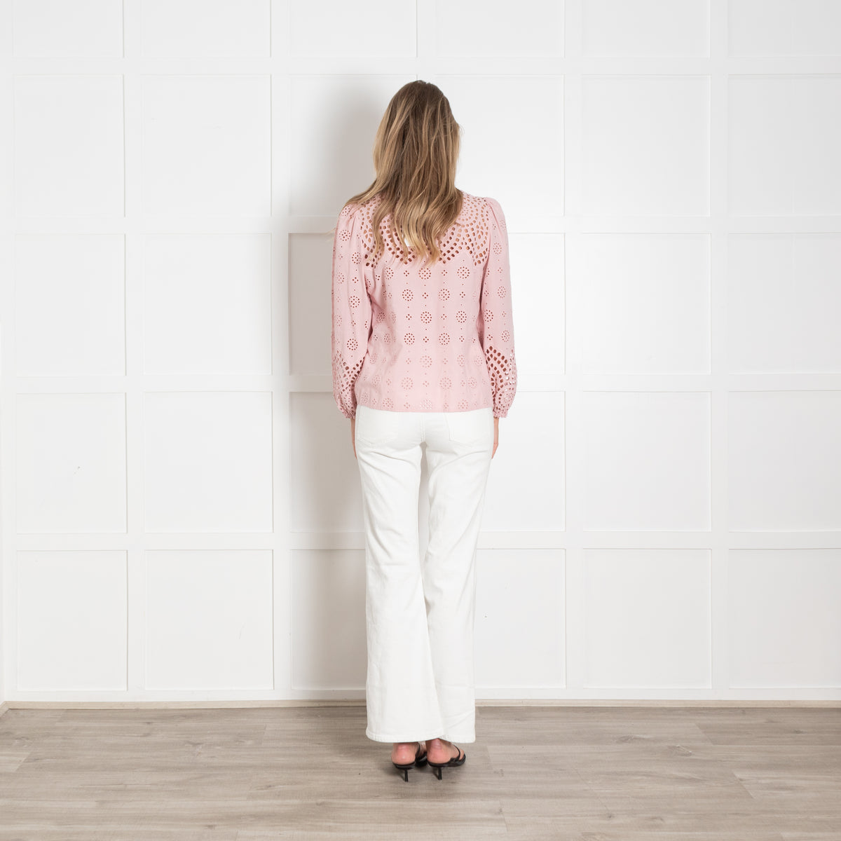 Wyse Pink Broidery Cotton Top