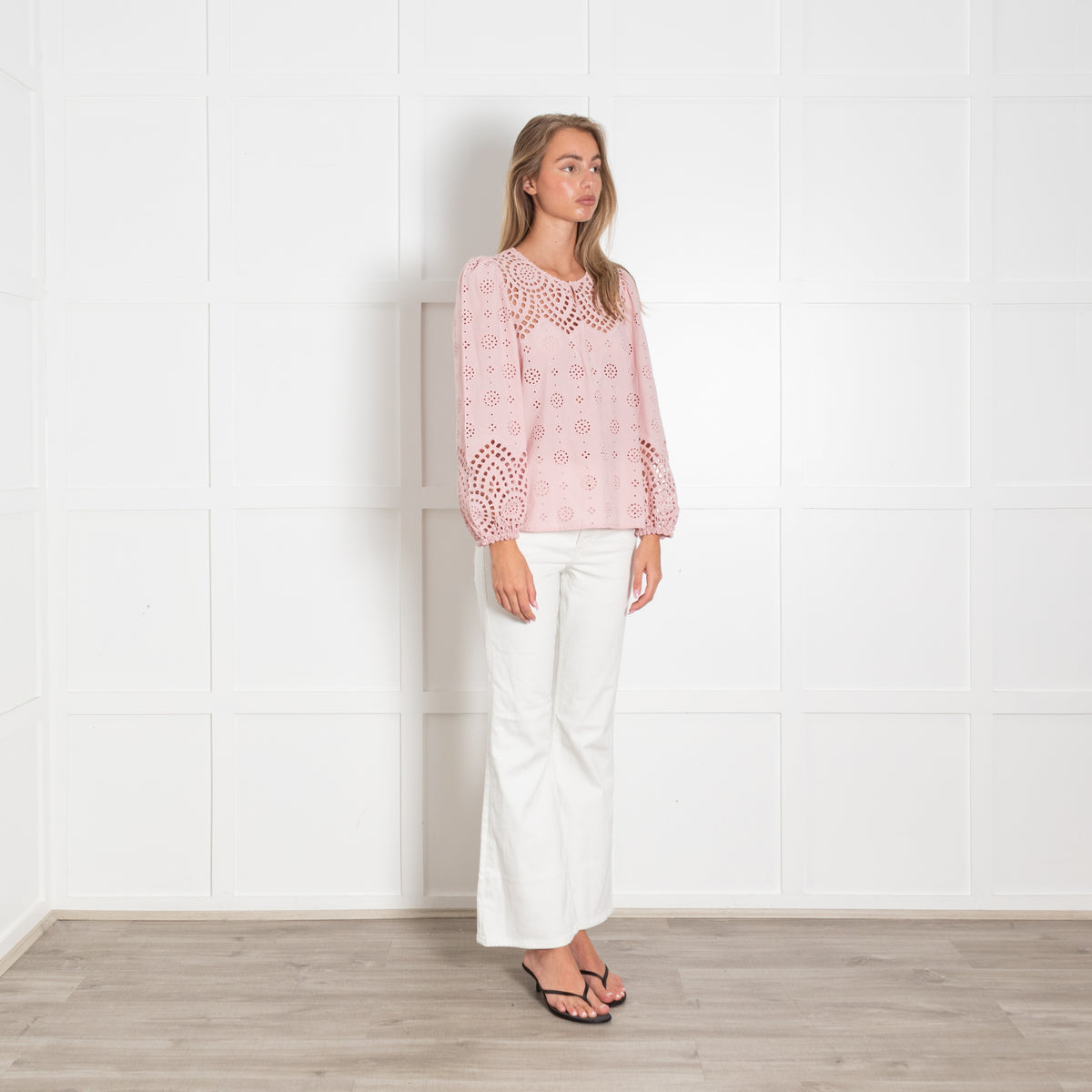 Wyse Pink Broidery Cotton Top