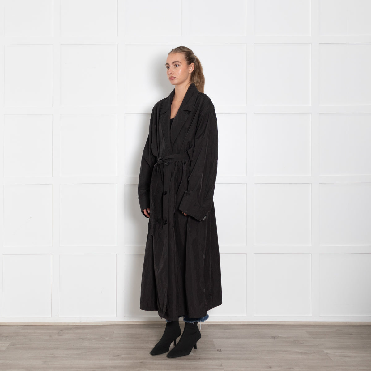 The Frankie Shop Black Lightweight Trench With Belt