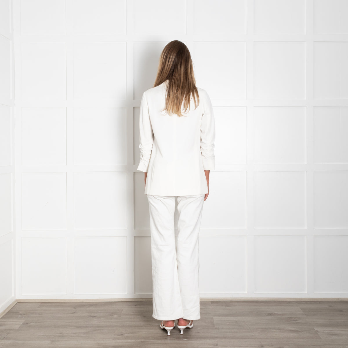 Elizabeth & James Cream Gathered Sleeve Blazer