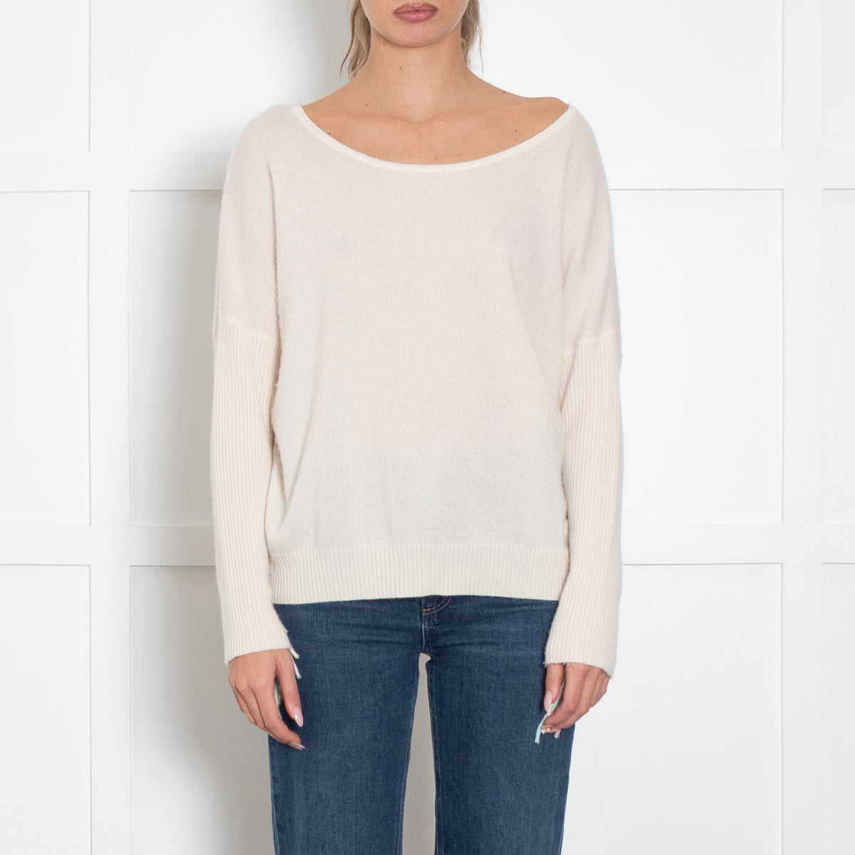 Kujten Cream Cashmere Jumper With Pastel Fringed Sleeves