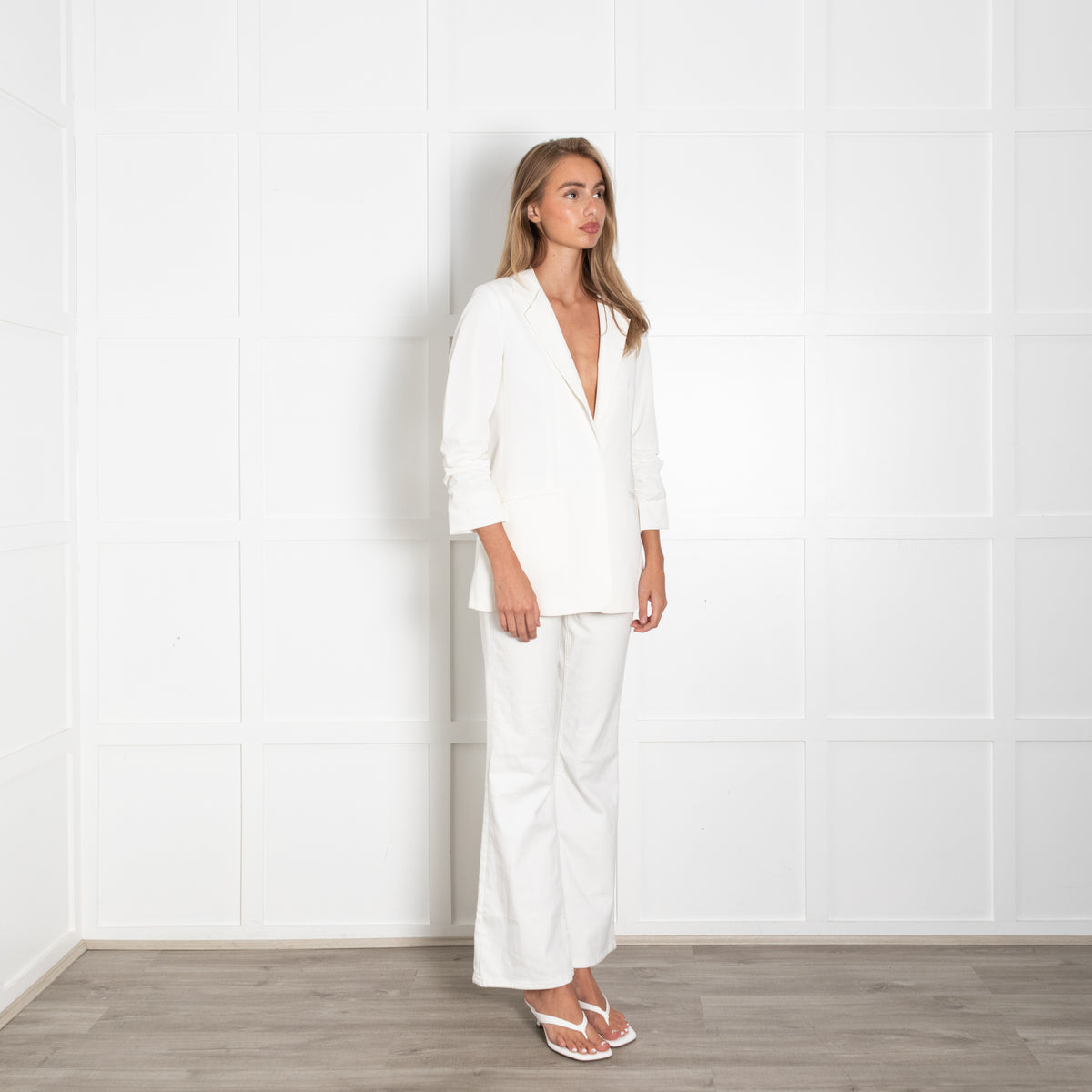 Elizabeth & James Cream Gathered Sleeve Blazer