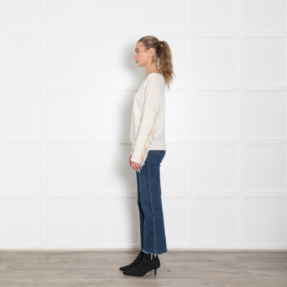 Kujten Cream Cashmere Jumper With Pastel Fringed Sleeves