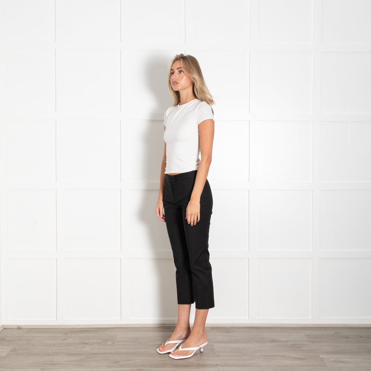 Joseph Black Cotton Elastane Blend Cropped Trousers