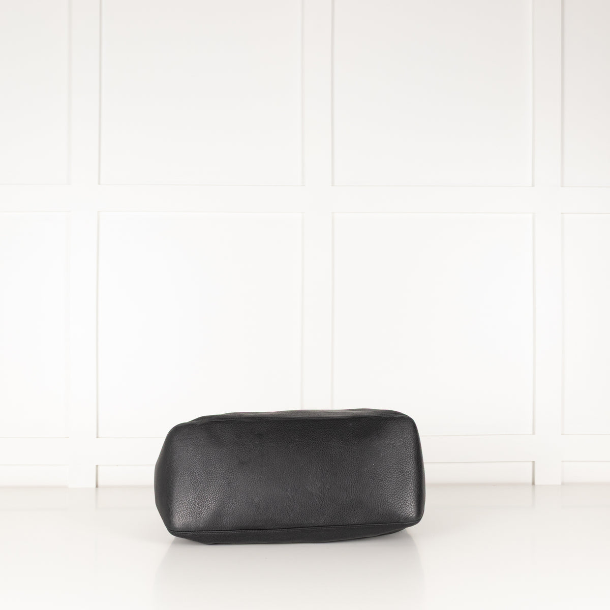 Michael Kors Black Grainy Leather Skorpios Bag