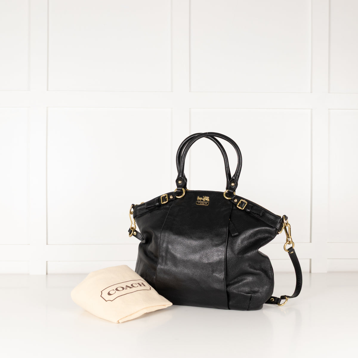 Coach Black Leather Gold Hardware Madison Lindsey Bag