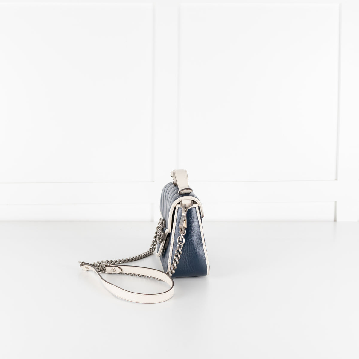 Gucci Navy White GG Marmont Shoulder Bag