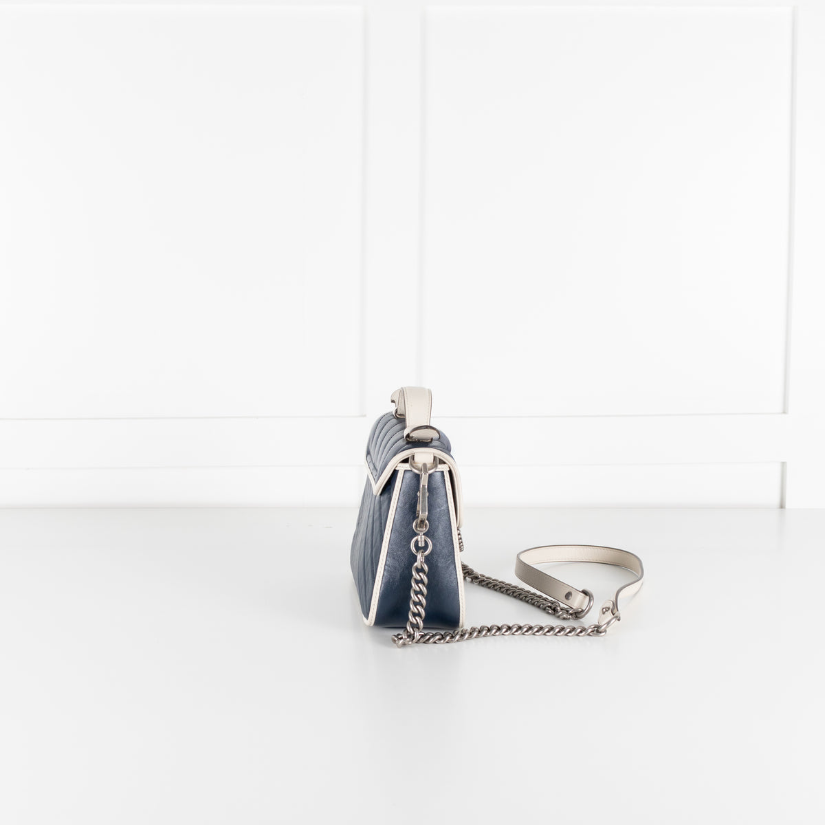 Gucci Navy White GG Marmont Shoulder Bag