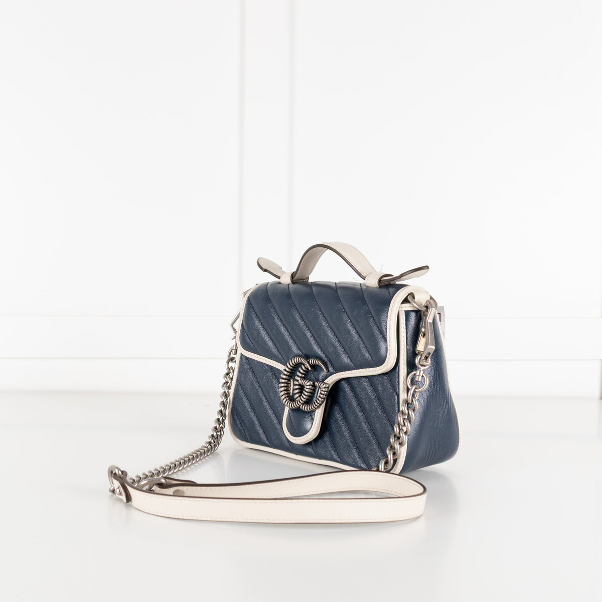 Gucci Navy White GG Marmont Shoulder Bag