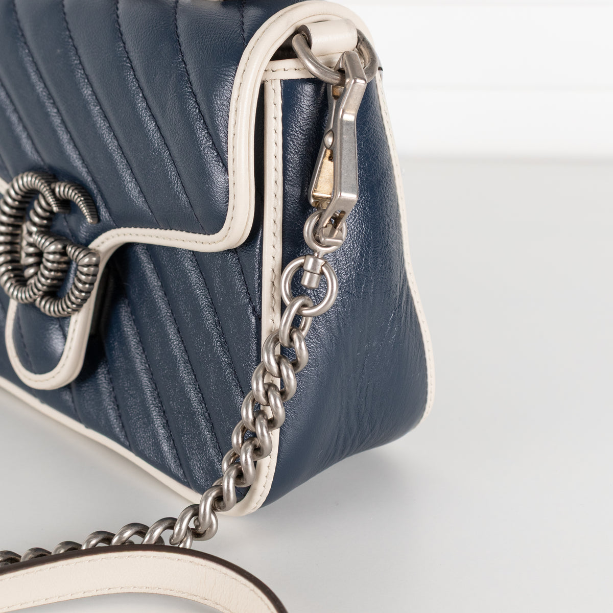 Gucci Navy White GG Marmont Shoulder Bag