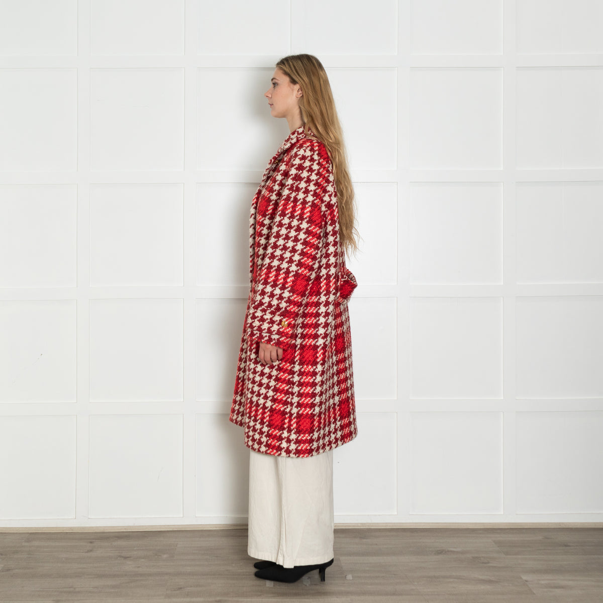 Escada Cream Burgundy Large Hound Tooth Weave Wool Blend Coat