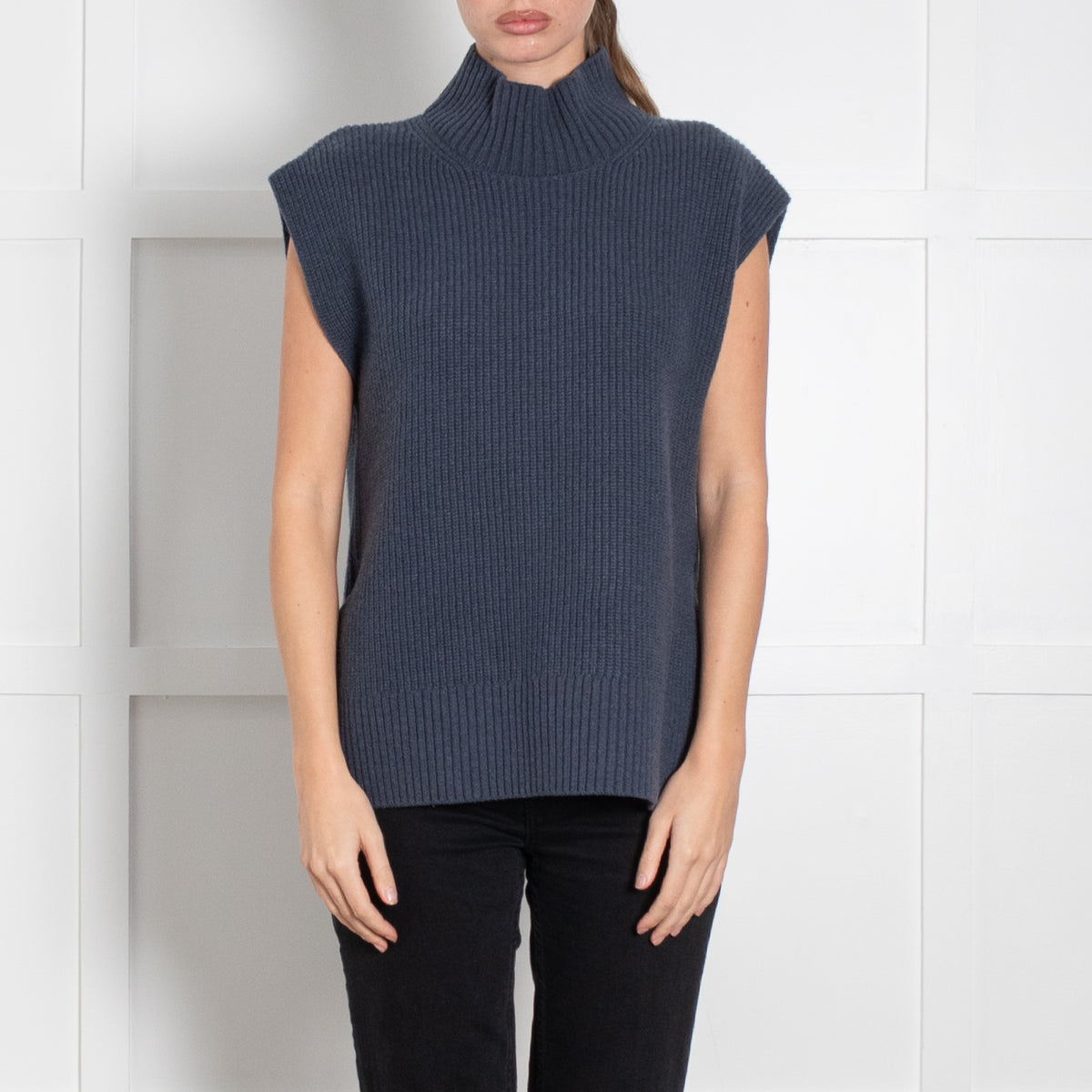 Cefinn Blue Merino Wool Blend Sleeveless Rollneck