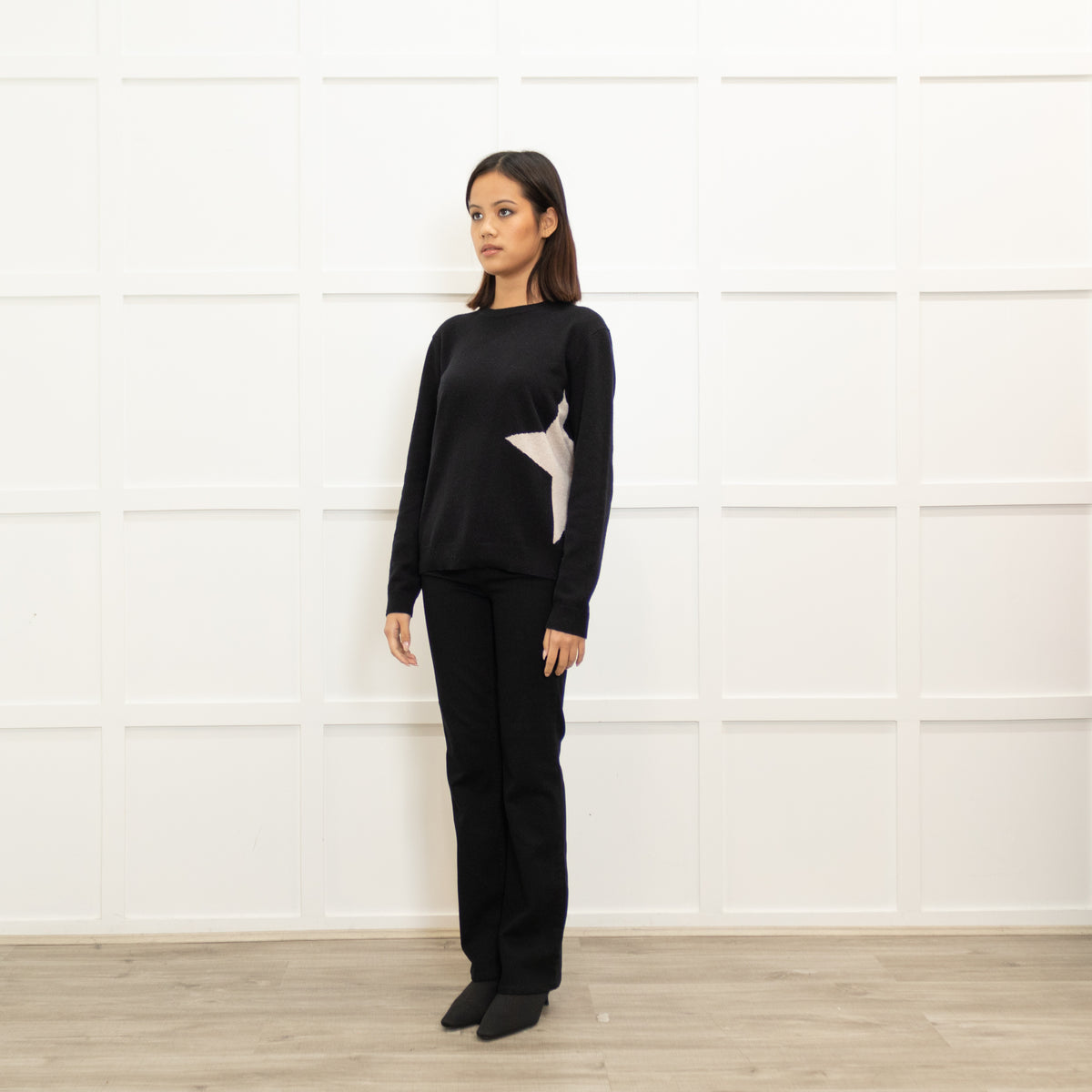 Cocoa Black Cashmere Jumper With White Star