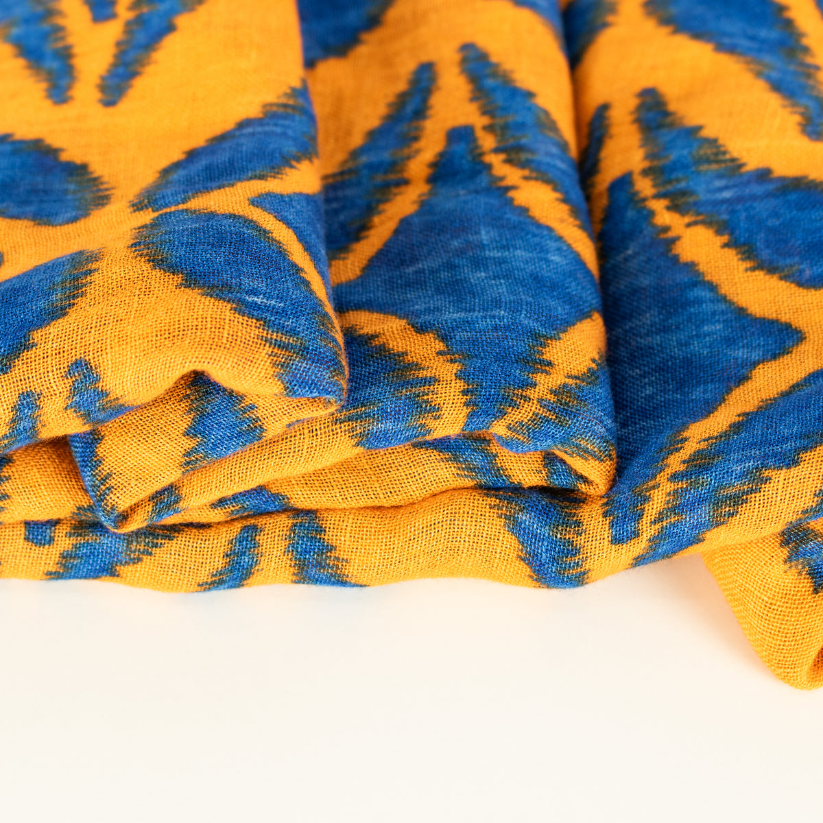Diane Von Furstenberg Orange Blue Linen Blend Scarf
