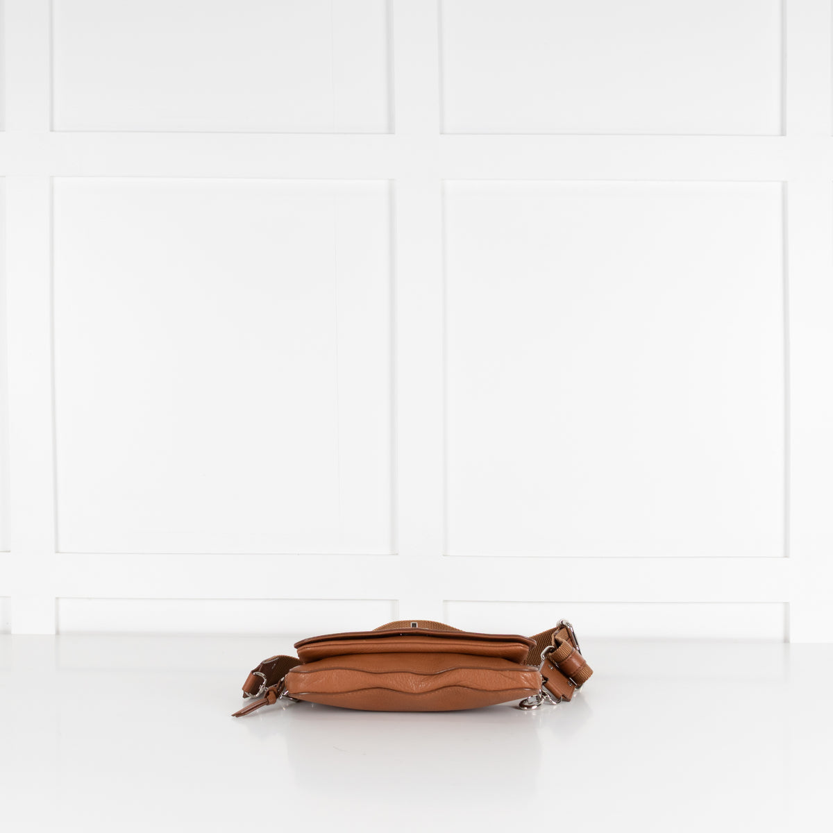 Diane Von Furstenberg Tan Shoulder Bag