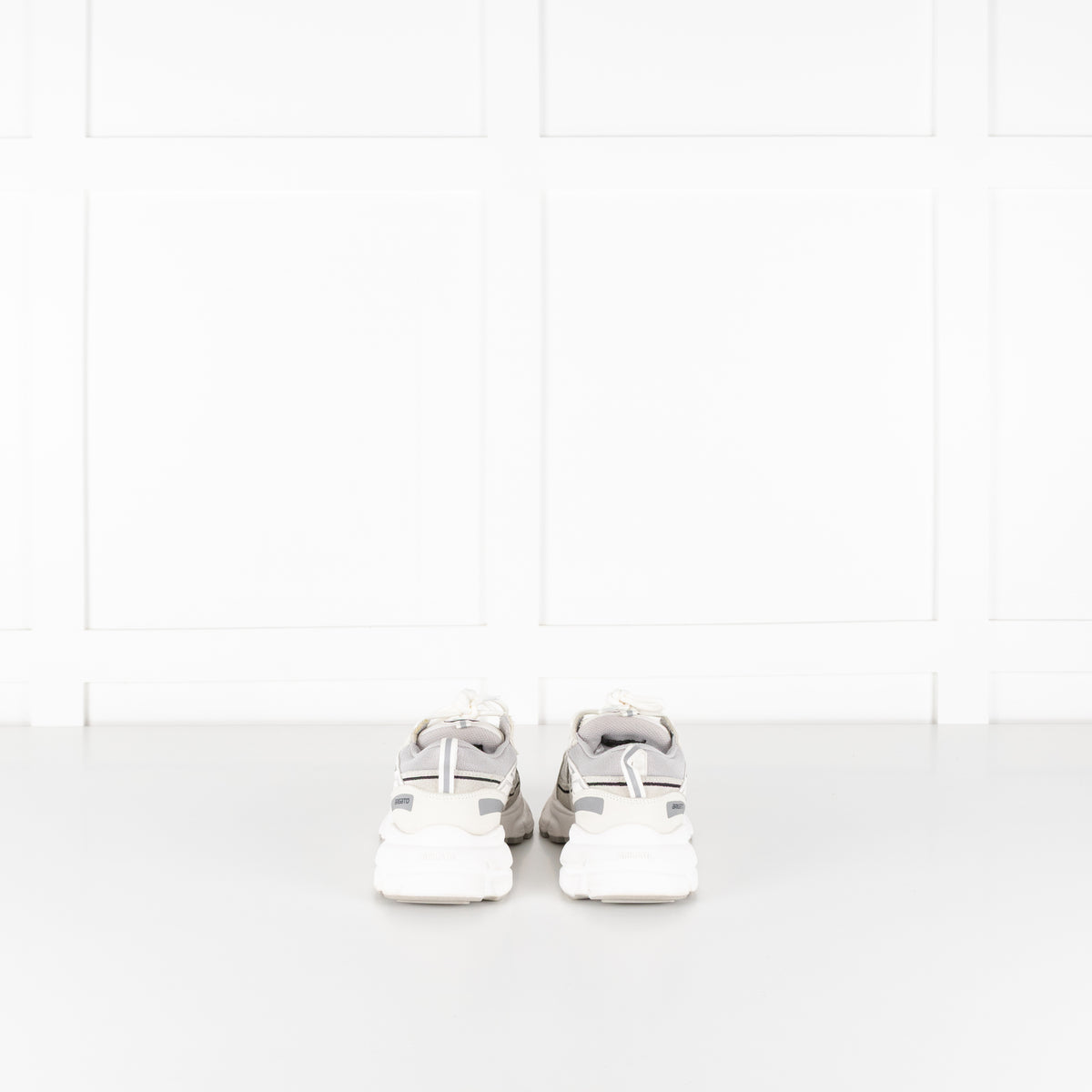 Axel Arigato Marathon R-Trail Trainers in Grey & White