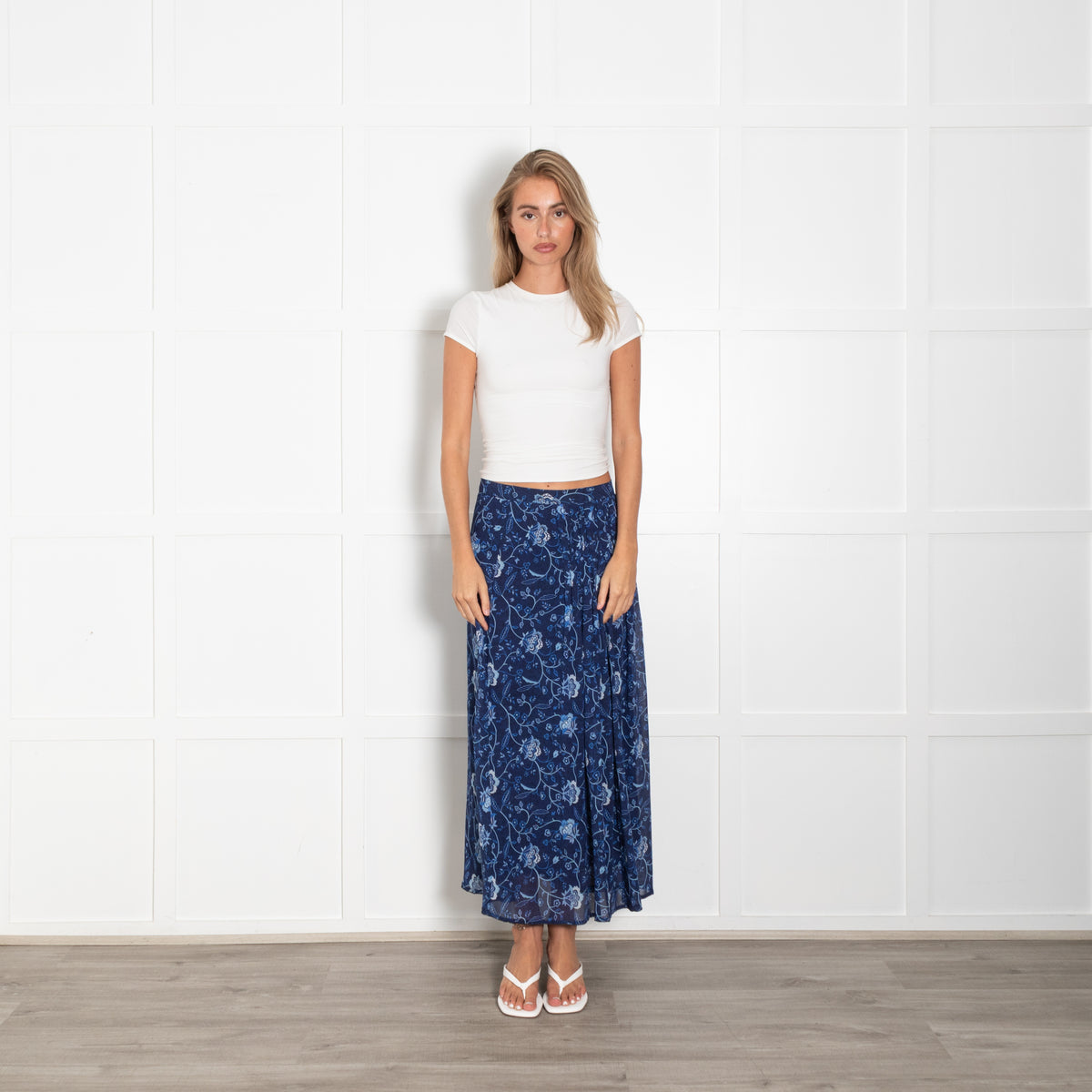 Brora Navy Light Blue Floral Front Pleats Detail Silk Skirt