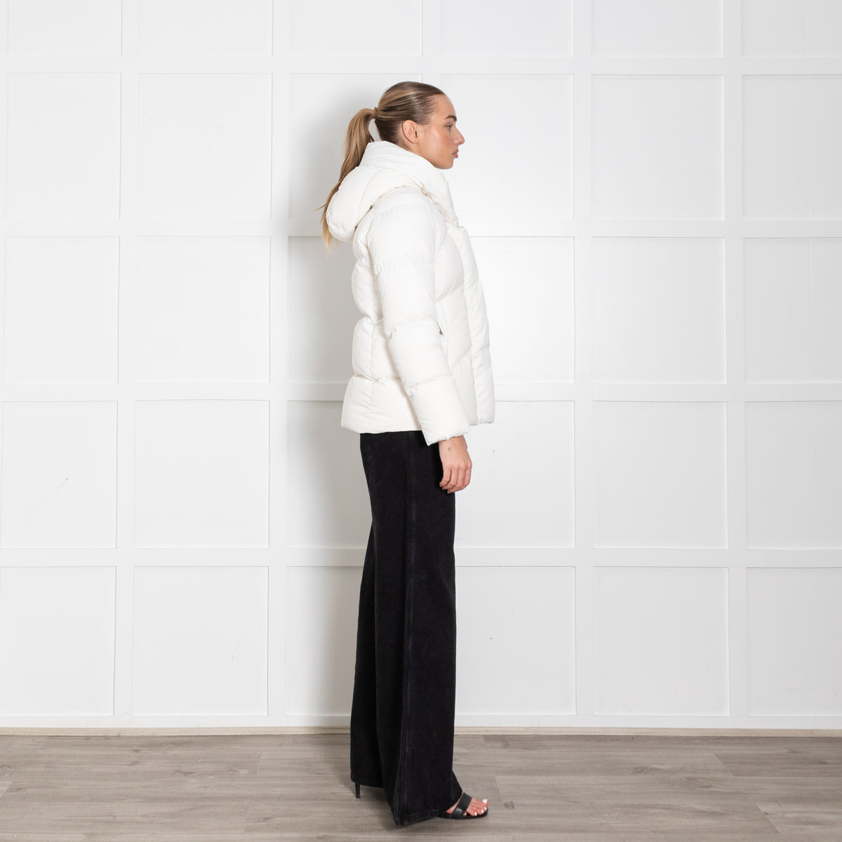 Canada Goose White Puffer Hooded Jacket