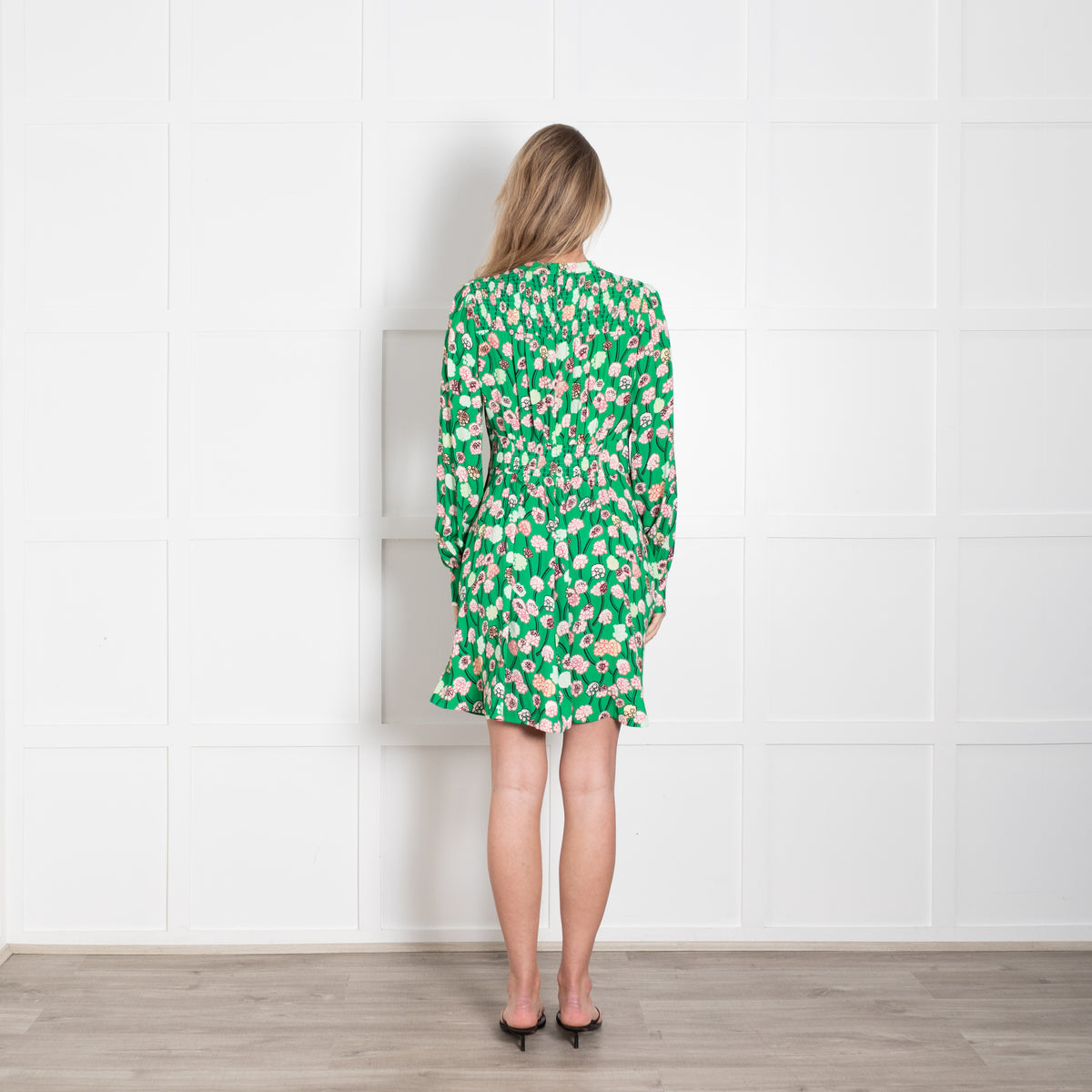 Me + Em Green Lantana Flower Print Short Dress